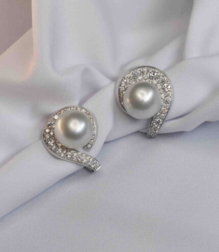 Каталог активов 26 Серьги с жемчугом