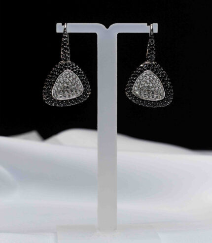 Каталог активов 24 Серьги «Roberto Coin»