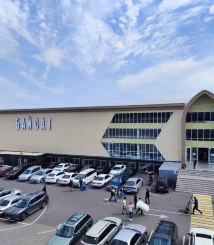 Share/participation of "Wholesale and Retail Trade Center" LLP