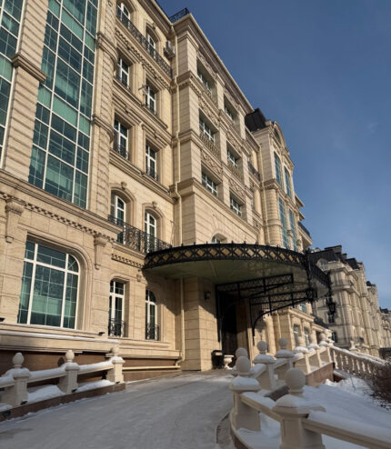 «Парижский квартал» тұрғын үй кешеніндегі №1 пәтер, жалпы ауданы 93,6 ш.м.