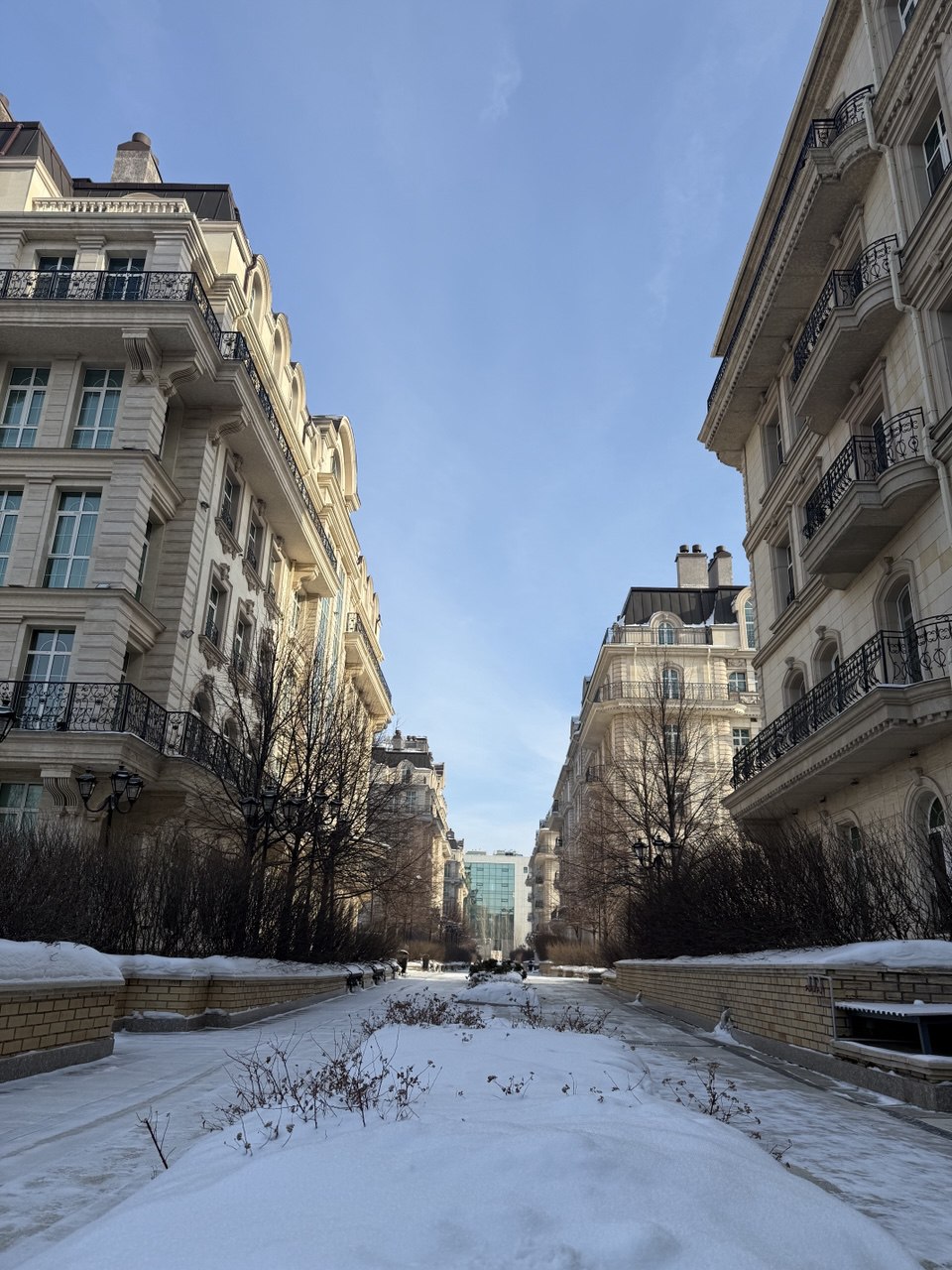 «Парижский квартал» тұрғын үй кешеніндегі №6 екі деңгейлі пәтер, жалпы ауданы 309,5 ш.м. 39 «Парижский квартал» тұрғын үй кешеніндегі №6 екі деңгейлі пәтер, жалпы ауданы 309,5 ш.м. — изображение 39